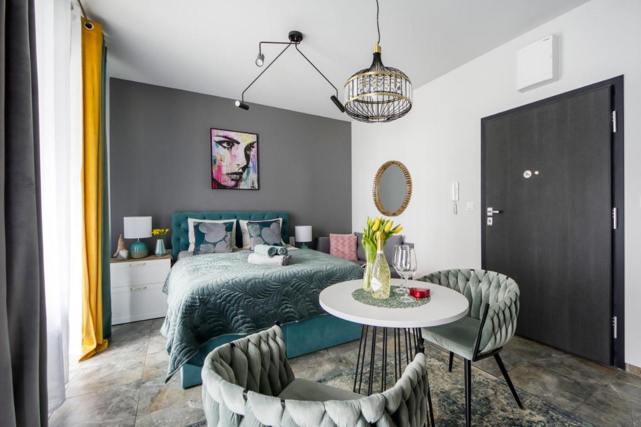 Mini Apartamenty Deluxe Metro Park Krzemieniecka Warszawa Zewnętrze zdjęcie