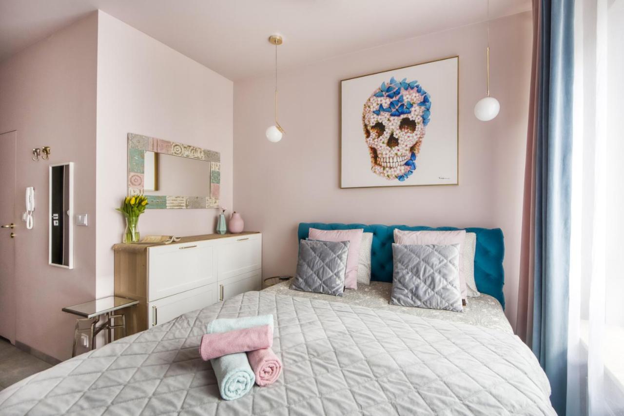 Mini Apartamenty Deluxe Metro Park Krzemieniecka Warszawa Zewnętrze zdjęcie